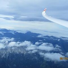 Flugwegposition um 07:57:47: Aufgenommen in der Nähe von Gemeinde Hinterstoder, Hinterstoder, Österreich in 5698 Meter